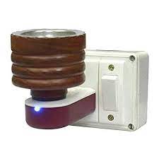 Kapoor Dani Wooden